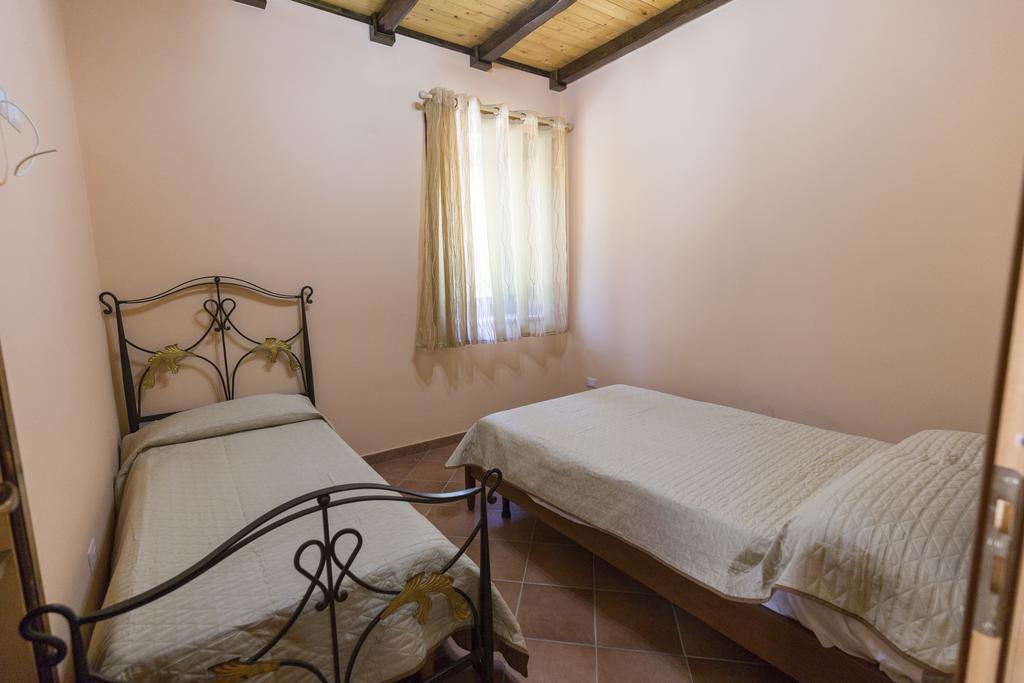 Profetina Village Motta Camastra Exterior foto